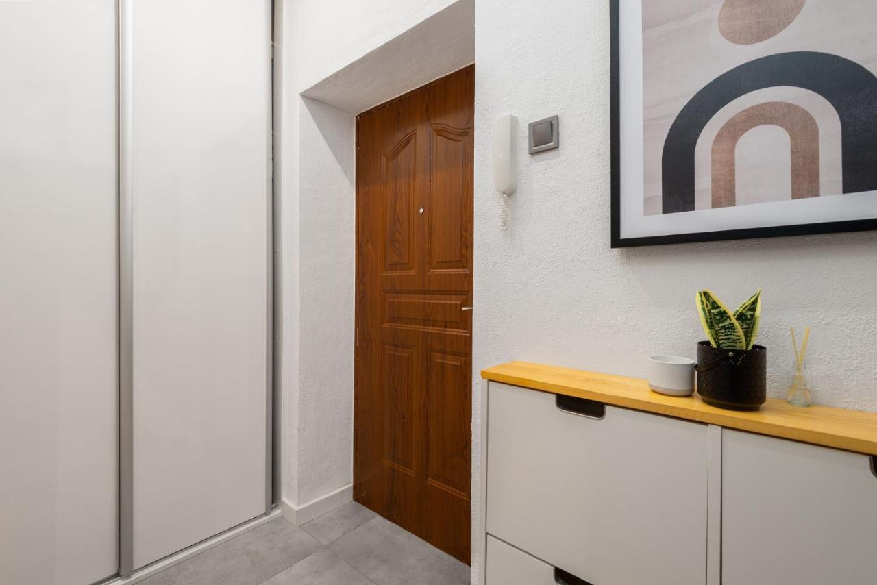 Kairos Apartments - City - Darmowy Parking, Scisle Centrum Κατοβίτσε Εξωτερικό φωτογραφία