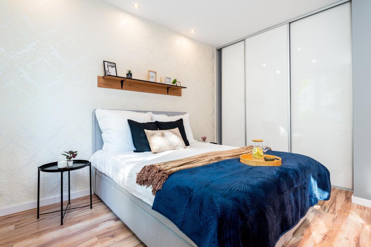 Kairos Apartments - City - Darmowy Parking, Scisle Centrum Κατοβίτσε Εξωτερικό φωτογραφία